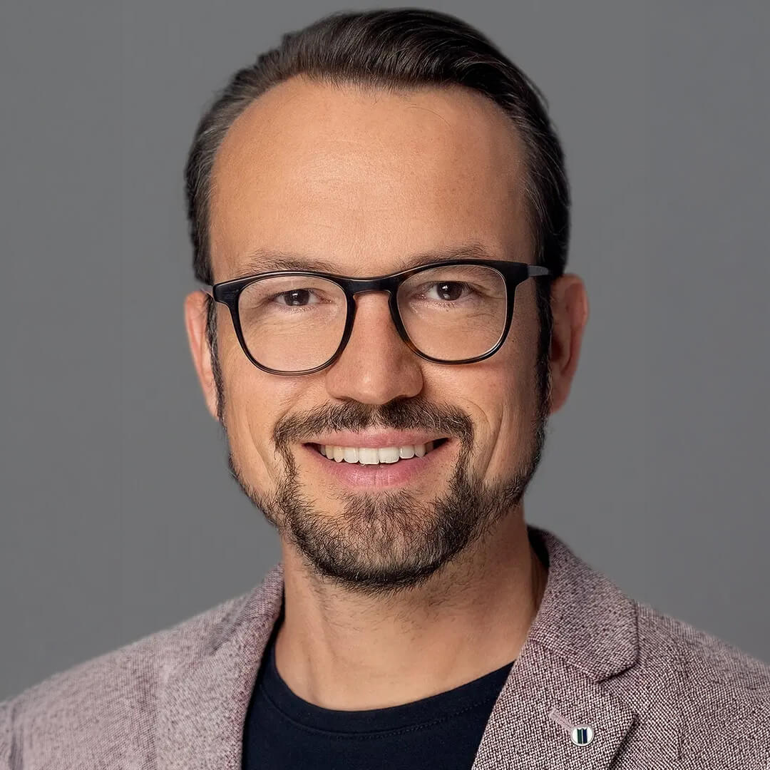 "Der geteilte Rasen" - Autorenlesung mit Jan Mohnhaupt